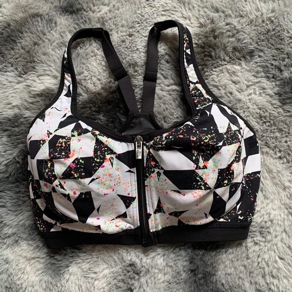 Victoria's Secret Other - LIGHTLY USED!! VICTORIA’S SECRET FRONT CLOSE SPORTS BRA!! (32DD)